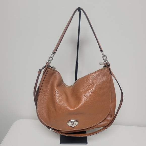 Coach Turnlock Pebbled Leather Hobo Bag. - Picture 2 of 16